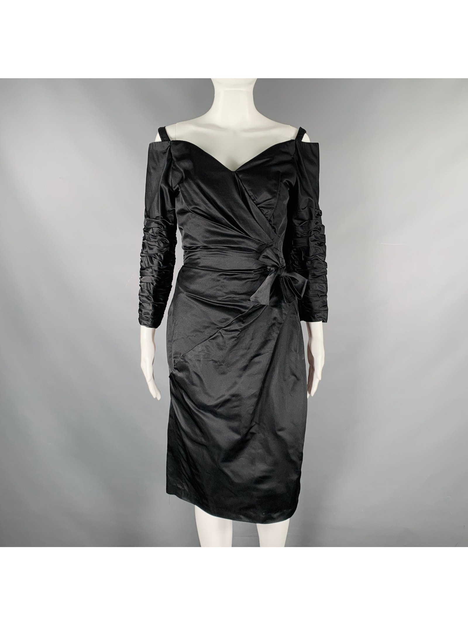 Victor Costa Size 4 Black Silk Rayon Ruched Off-Shoulder Cocktail Dress